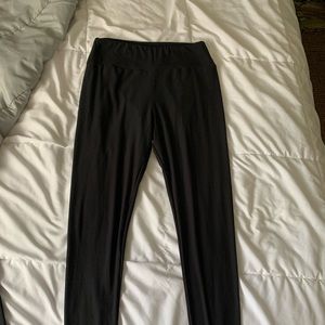 LuLaRoe Solid Black Leggings